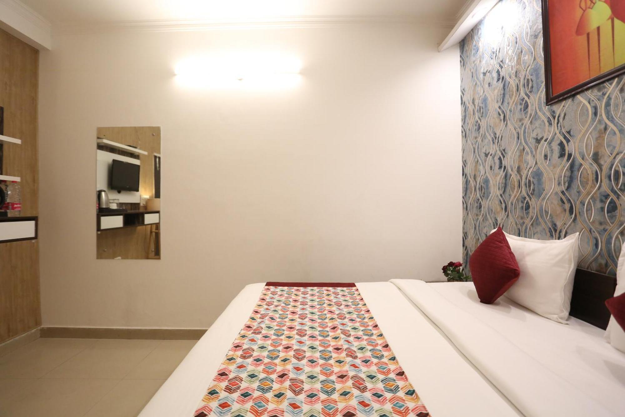 Hotel Grand Kiara Delhi Airport By Ss Group Nova Deli Exterior foto