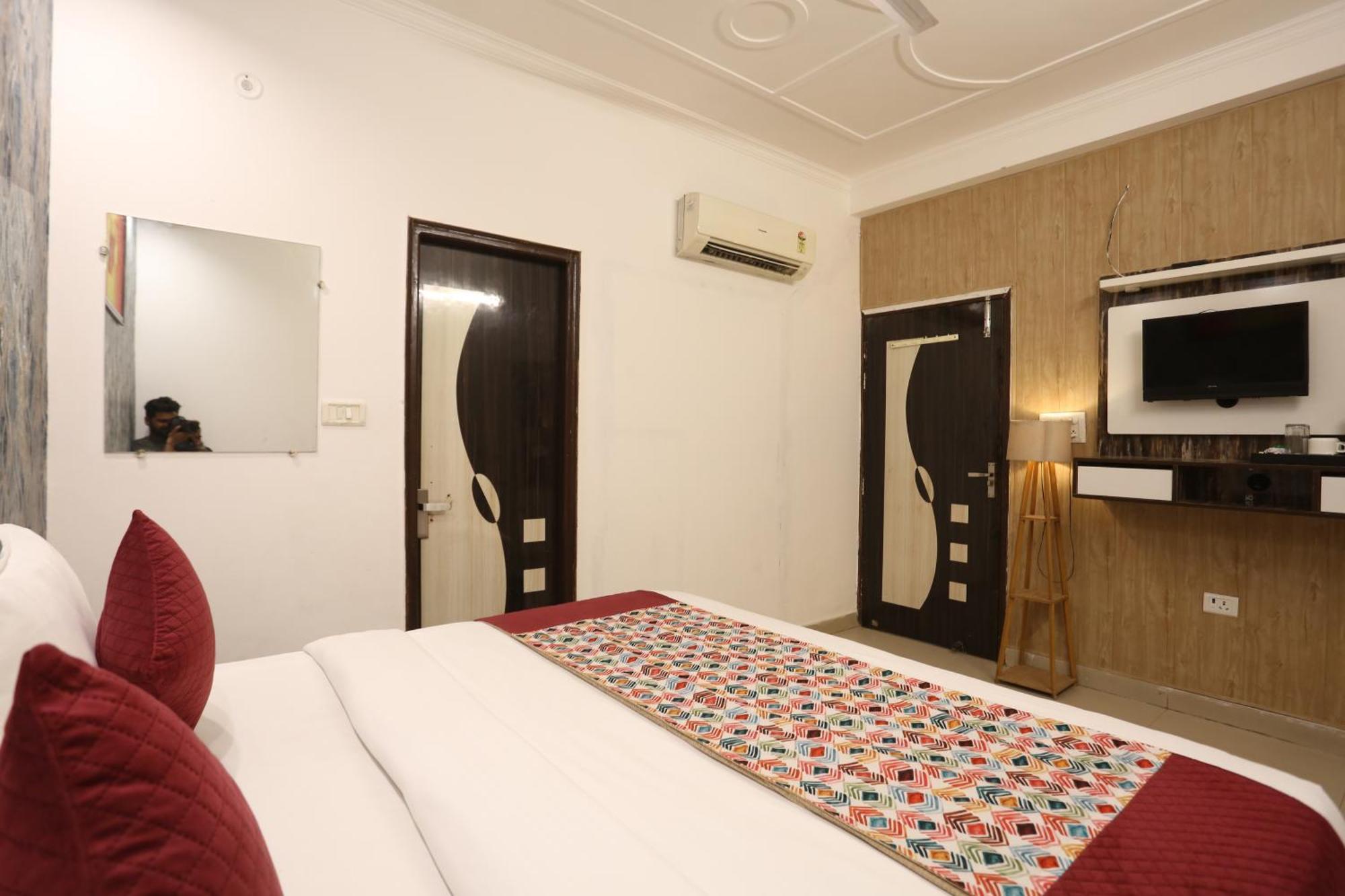 Hotel Grand Kiara Delhi Airport By Ss Group Nova Deli Exterior foto
